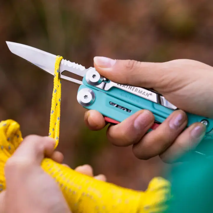 Leatherman Signal multi tool outdoor gift idea