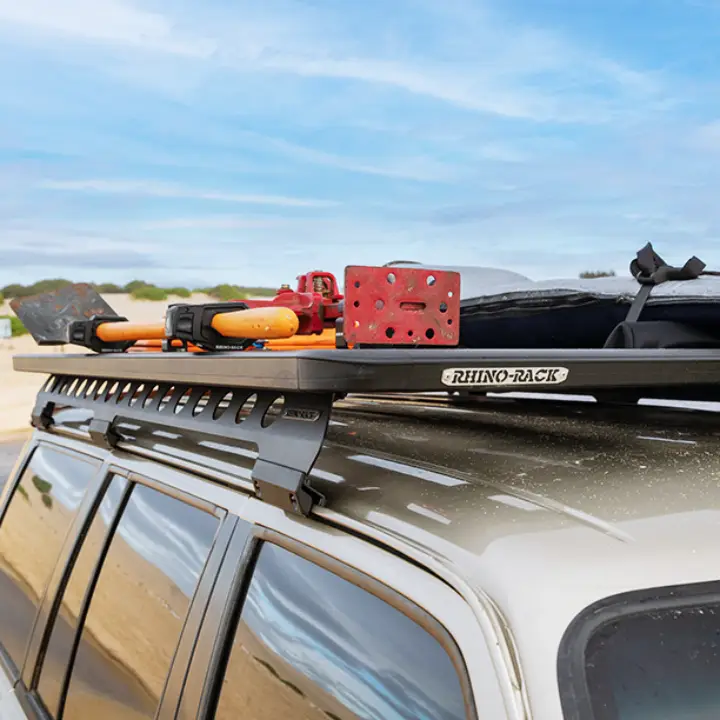 Rhino-Rack Pioneer Platform vehicle rack platform setup